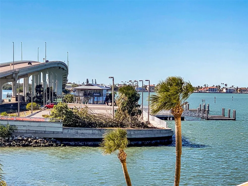 100 BLUFF VIEW DRIVE #608C Belleair Bluffs, FL 33770