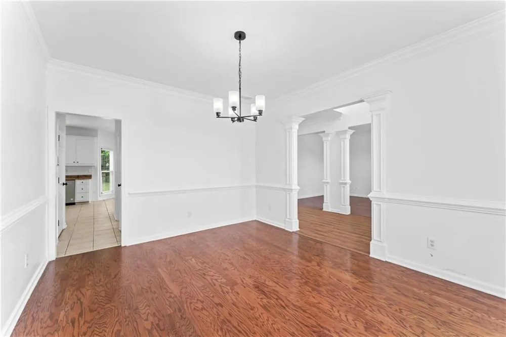 4267 Azalea Walk Ellenwood, GA 30294