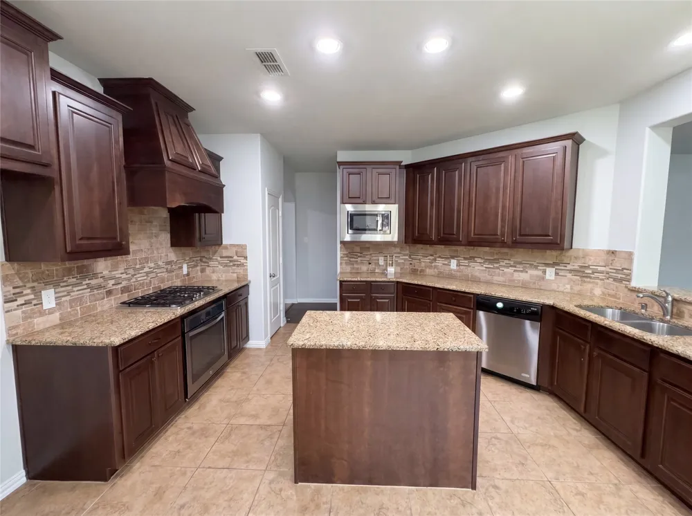 1501 Martin Creek Drive Little Elm, TX 75068