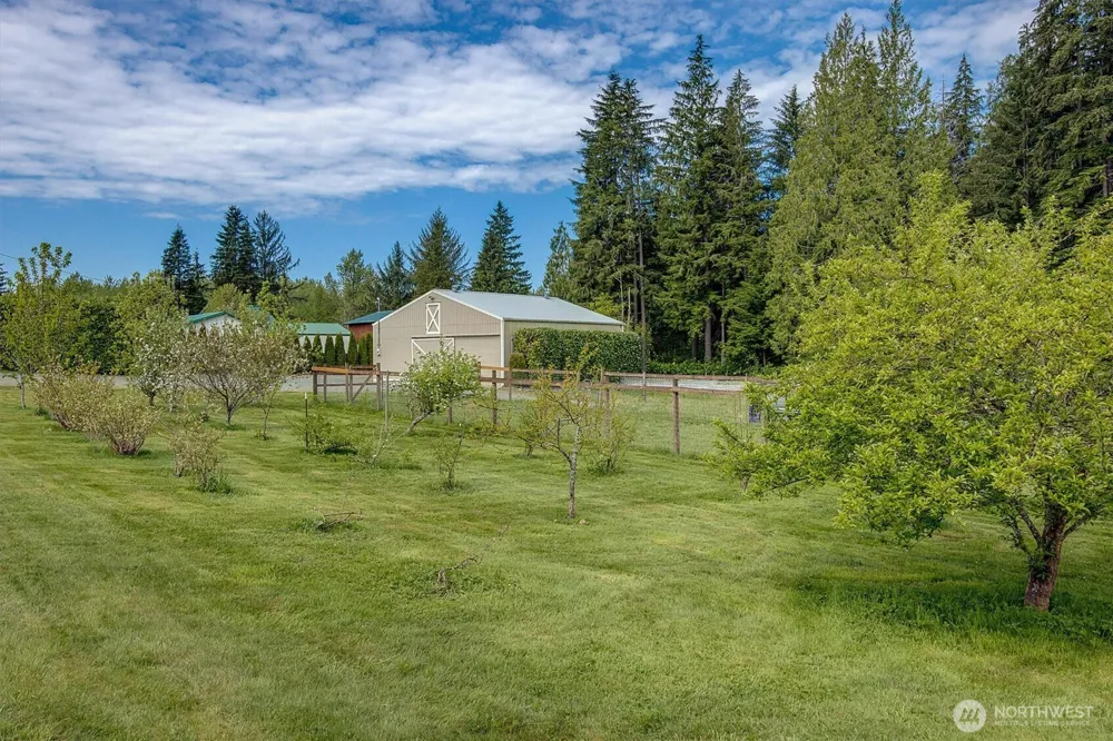 14214 Woods Lake Road Monroe, WA 98272