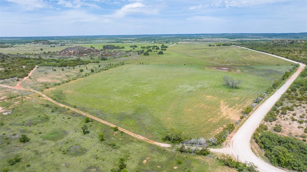 Cr 220 Wingate, TX 79566