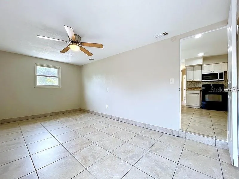 7018 54TH AVENUE St Petersburg, FL 33709