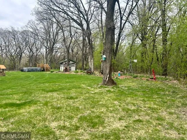9722 302nd Avenue NW Princeton, MN 55371