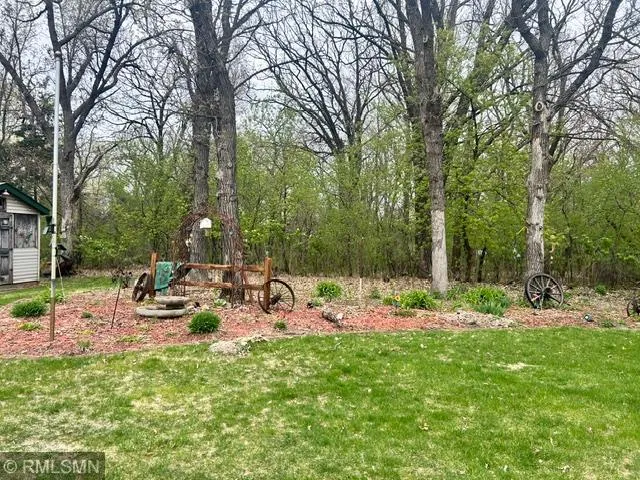 9722 302nd Avenue NW Princeton, MN 55371