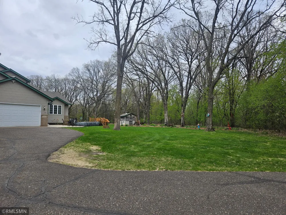 9722 302nd Avenue NW Princeton, MN 55371