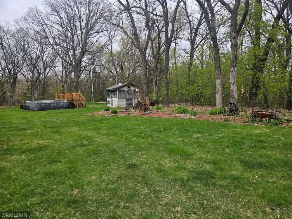 9722 302nd Avenue NW Princeton, MN 55371