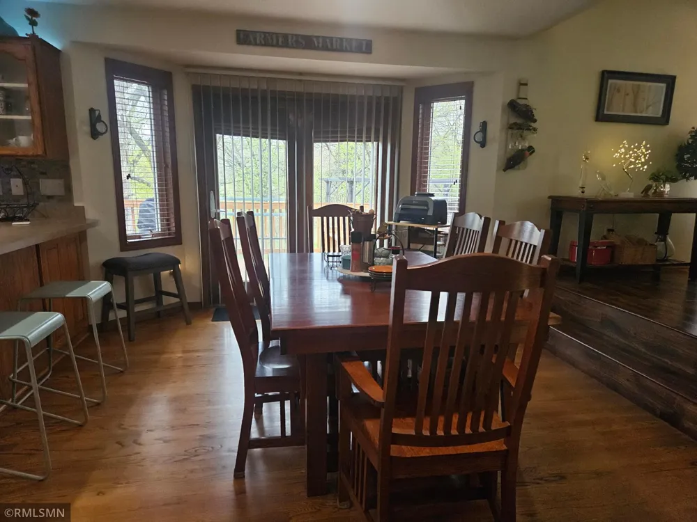 9722 302nd Avenue NW Princeton, MN 55371