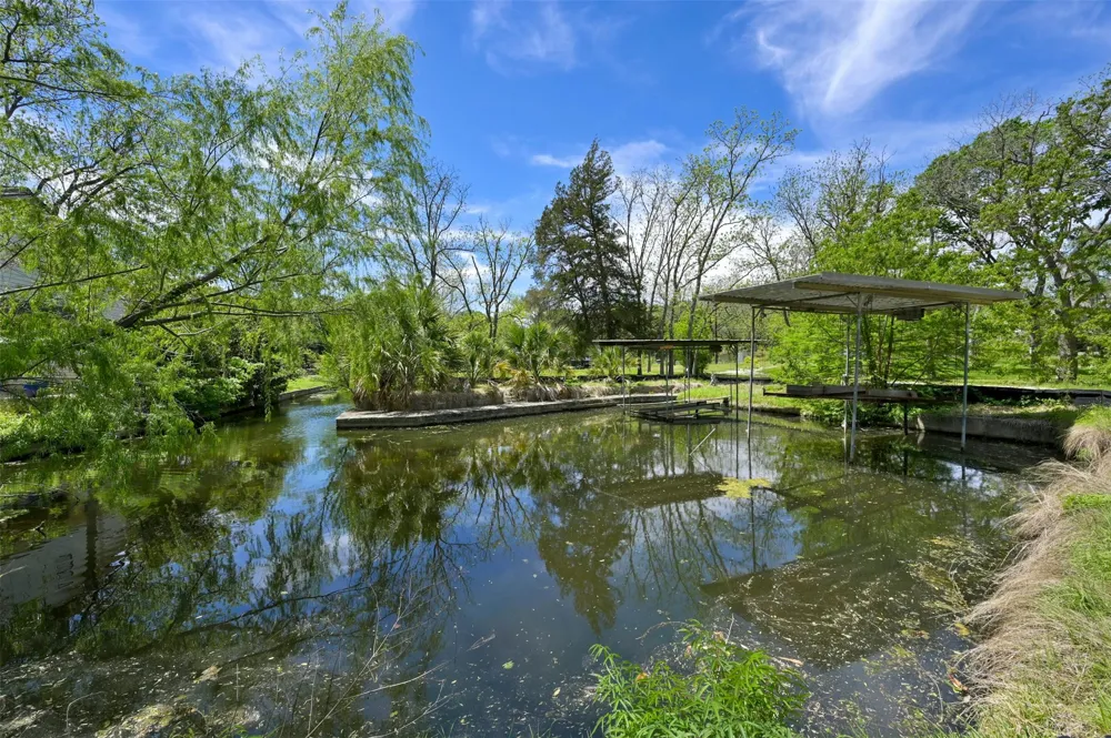 1717 Channel Road Austin, TX 78746