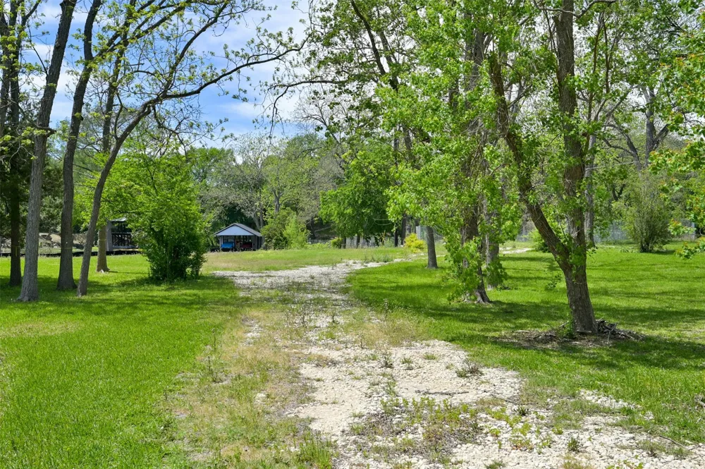 1717 Channel Road Austin, TX 78746