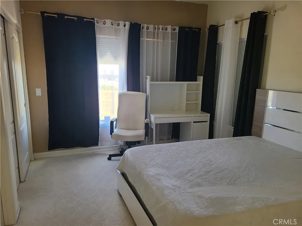 31900 Via Del Senor Homeland, CA 92548