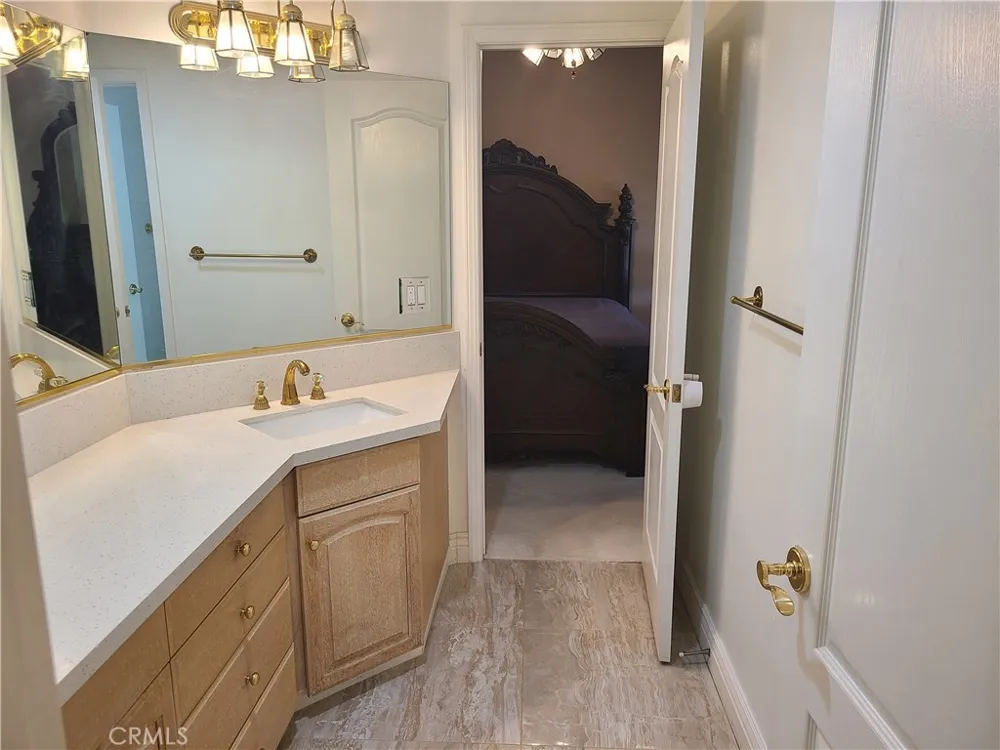 31900 Via Del Senor Homeland, CA 92548