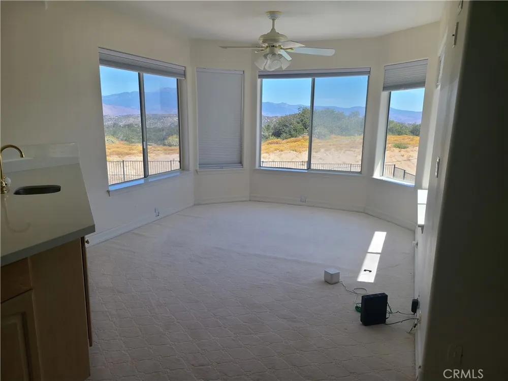 31900 Via Del Senor Homeland, CA 92548