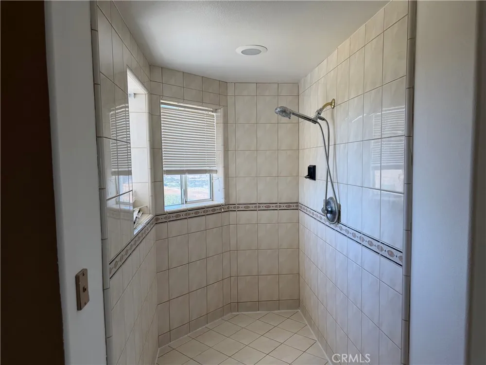 31900 Via Del Senor Homeland, CA 92548