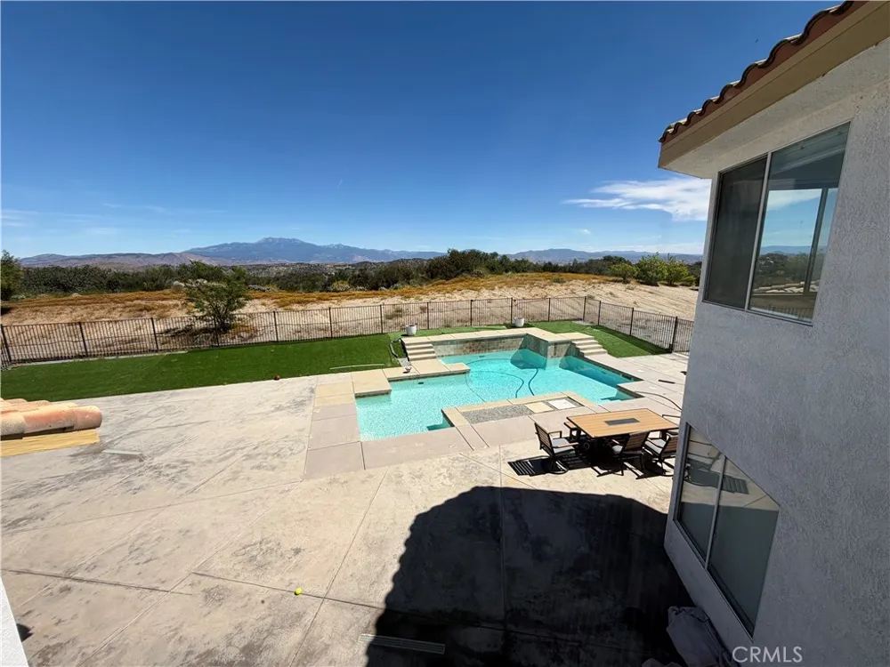 31900 Via Del Senor Homeland, CA 92548