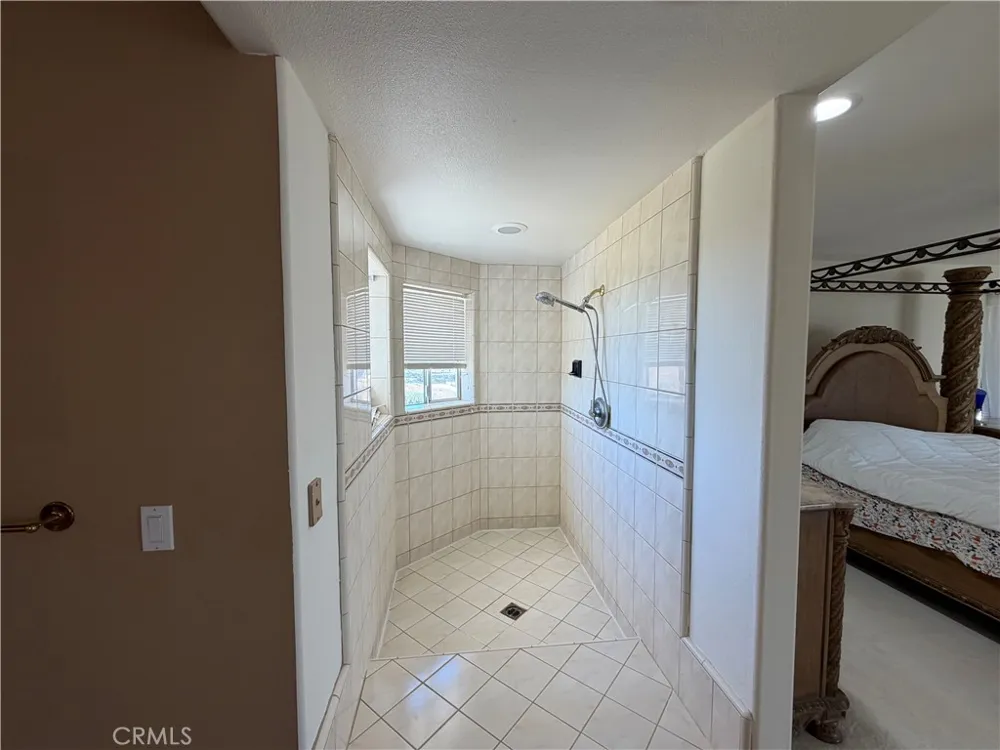 31900 Via Del Senor Homeland, CA 92548