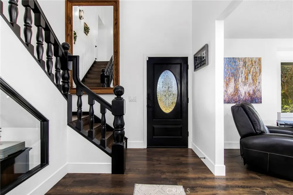 42525 Calle Capistrano Temecula, CA 92590