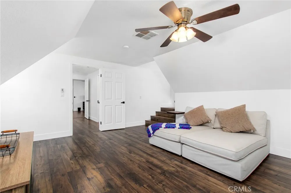 42525 Calle Capistrano Temecula, CA 92590