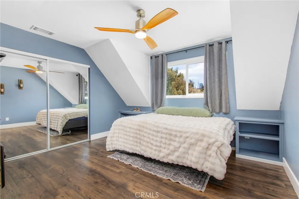 42525 Calle Capistrano Temecula, CA 92590