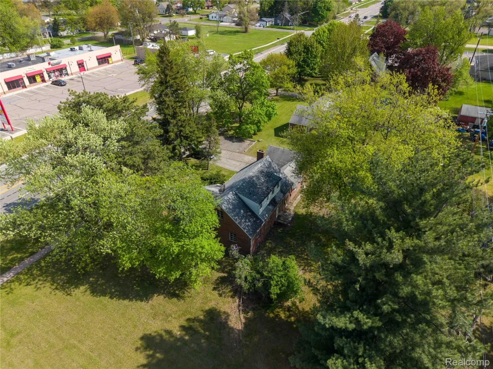9282 Wayne Road Romulus City, MI 48174