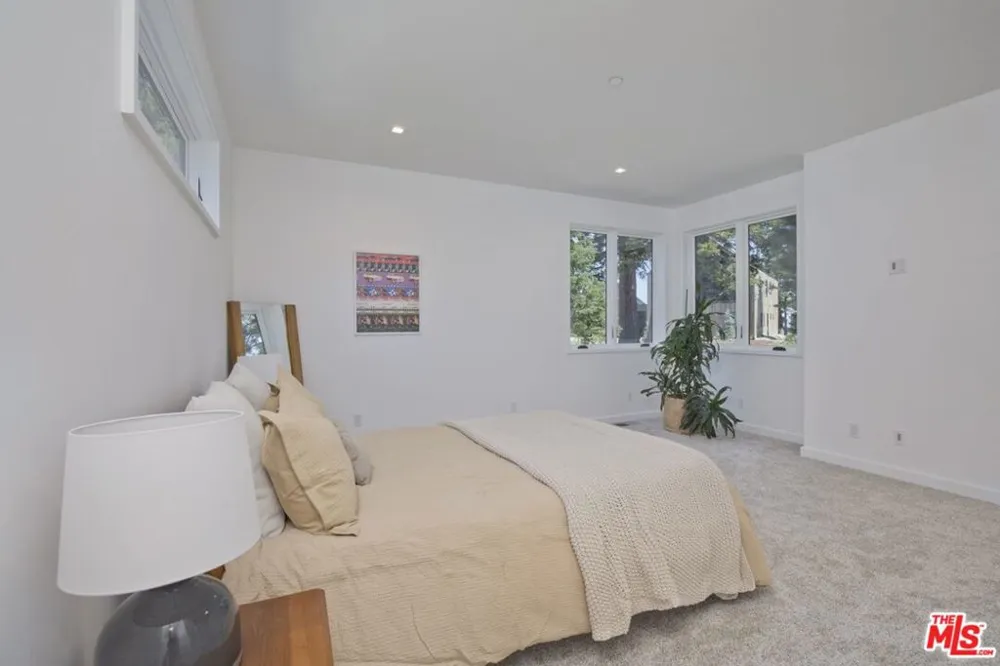 380 Pine Street Mammoth Lakes, CA 93546