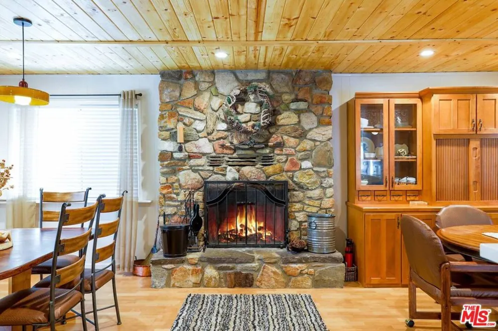 52521 Pine Ridge Road Idyllwild, CA 92549