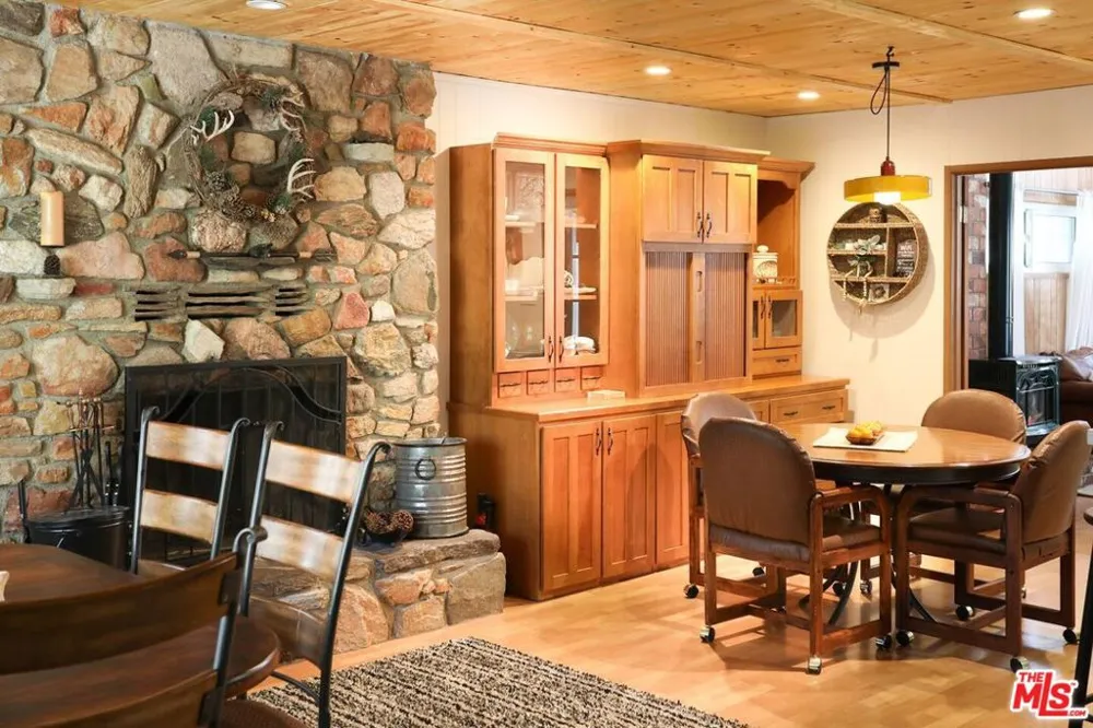 52521 Pine Ridge Road Idyllwild, CA 92549