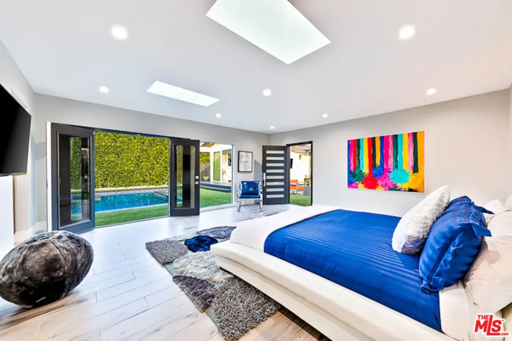 1741 Stearns Drive Los Angeles, CA 90035
