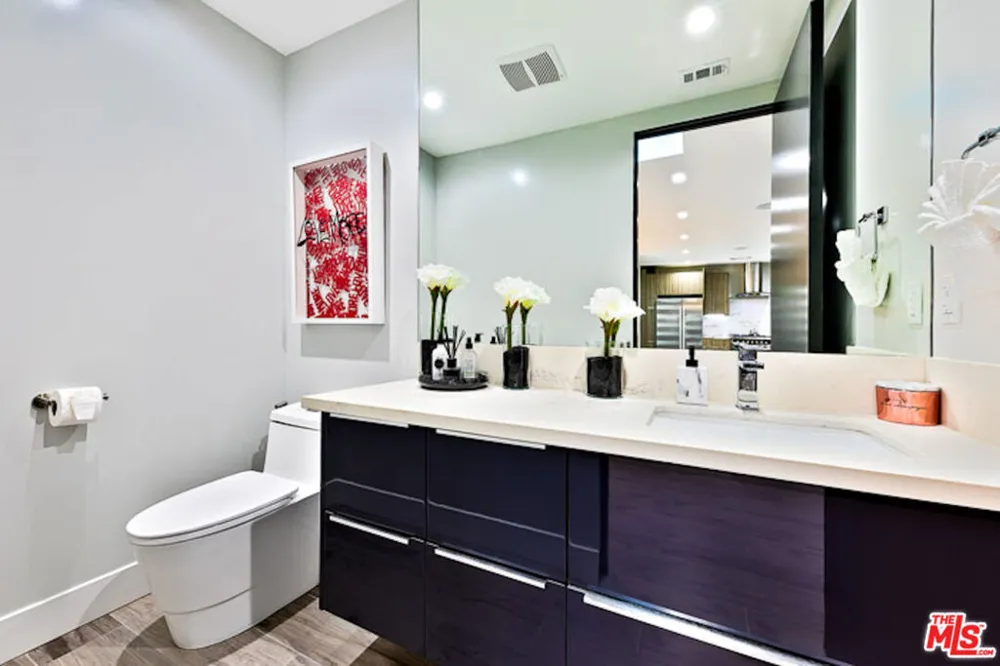 1741 Stearns Drive Los Angeles, CA 90035