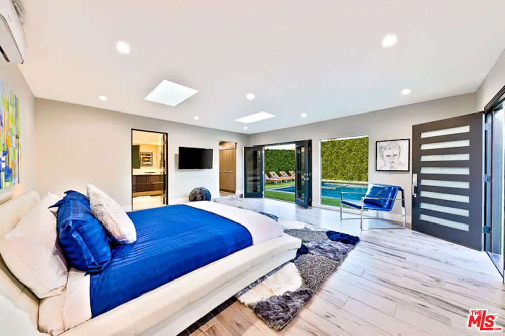 1741 Stearns Drive Los Angeles, CA 90035