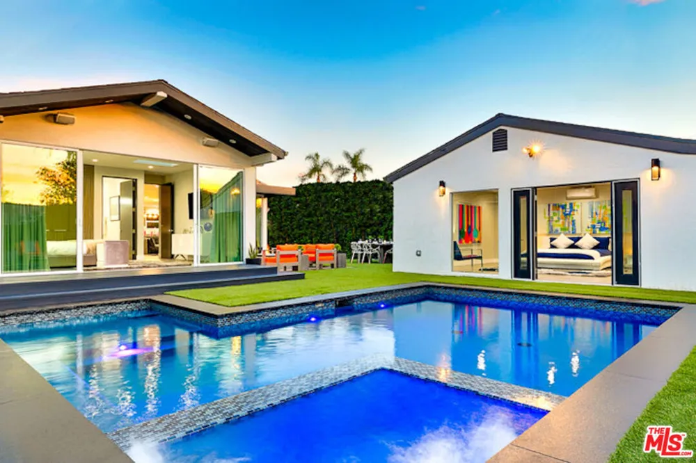 1741 Stearns Drive Los Angeles, CA 90035