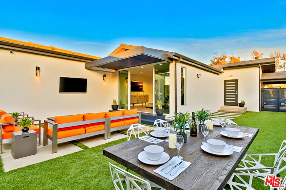 1741 Stearns Drive Los Angeles, CA 90035