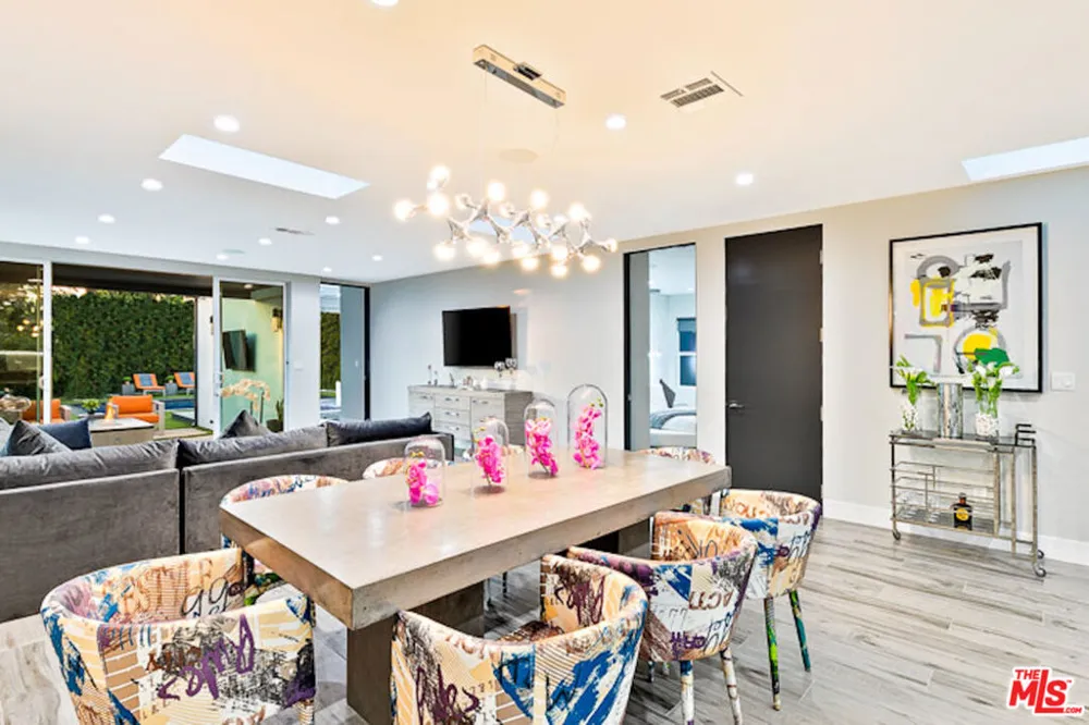 1741 Stearns Drive Los Angeles, CA 90035