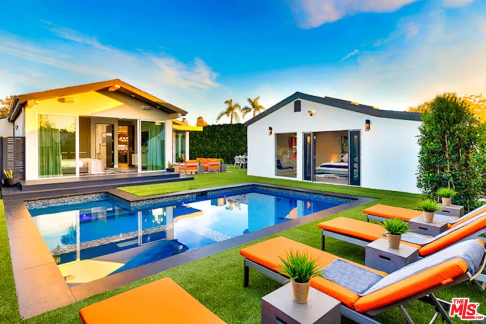 1741 Stearns Drive Los Angeles, CA 90035