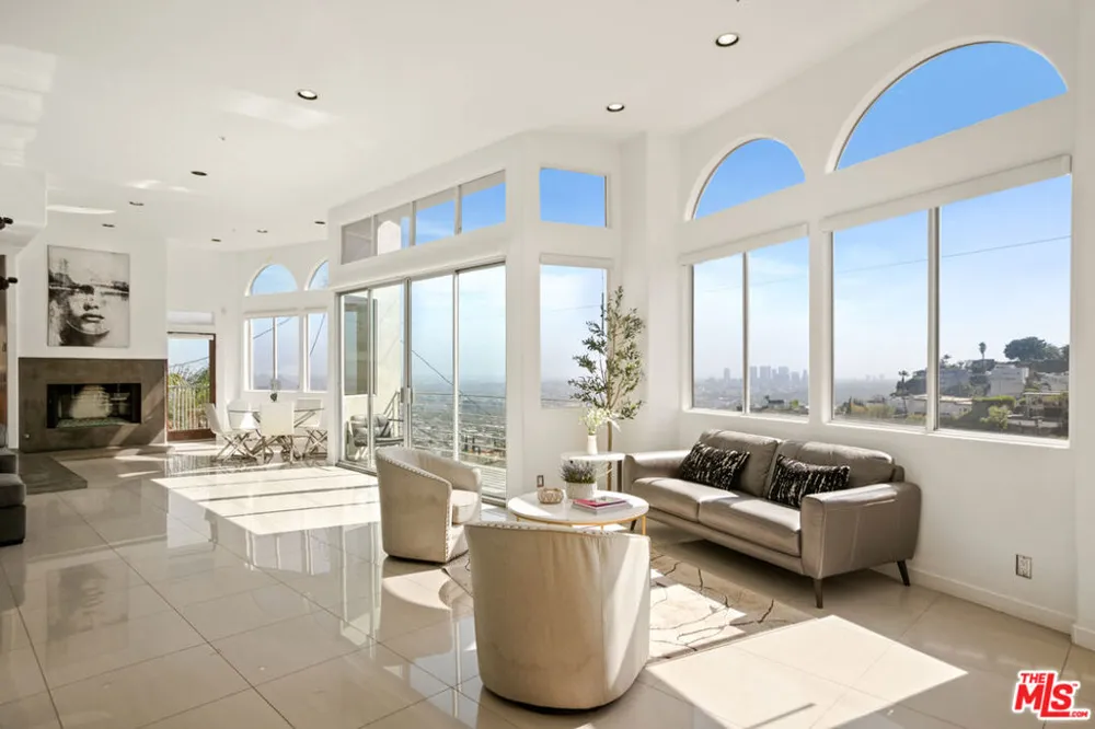 8435 FRANKLIN AVENUE West Hollywood, CA 90069