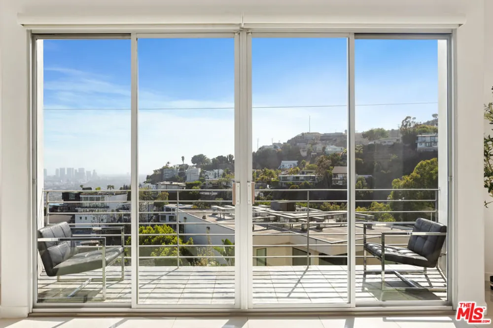 8435 FRANKLIN AVENUE West Hollywood, CA 90069