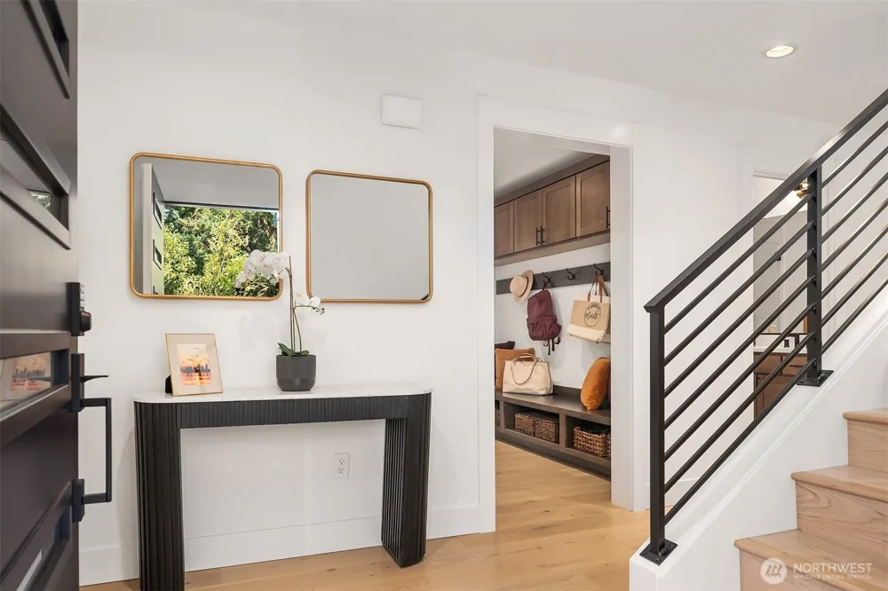 14821 HS#11 NE 2nd Court Bellevue, WA 98007