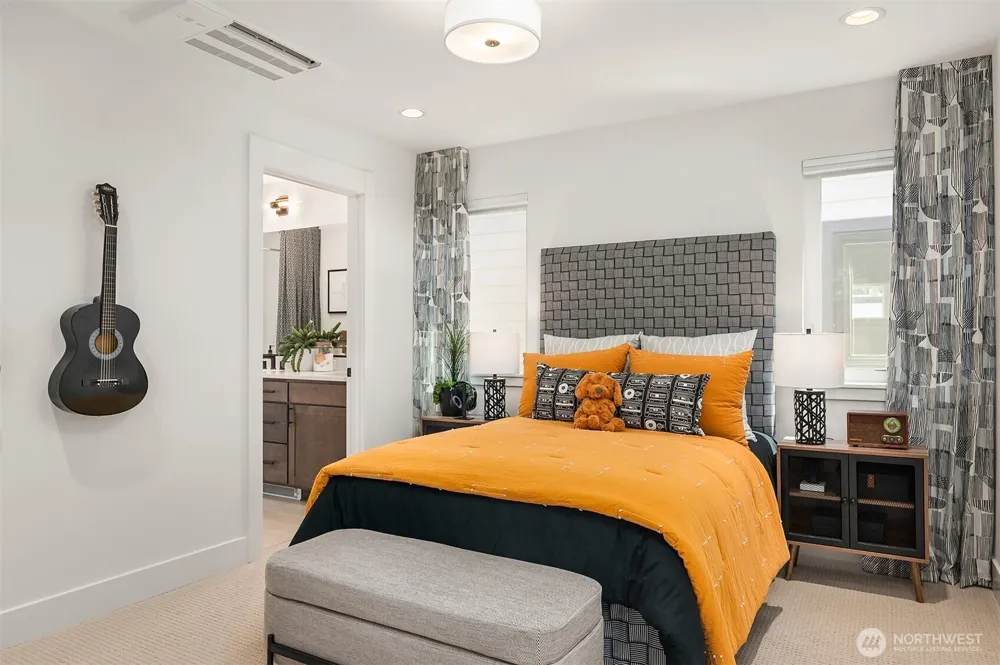 14821 HS#11 NE 2nd Court Bellevue, WA 98007