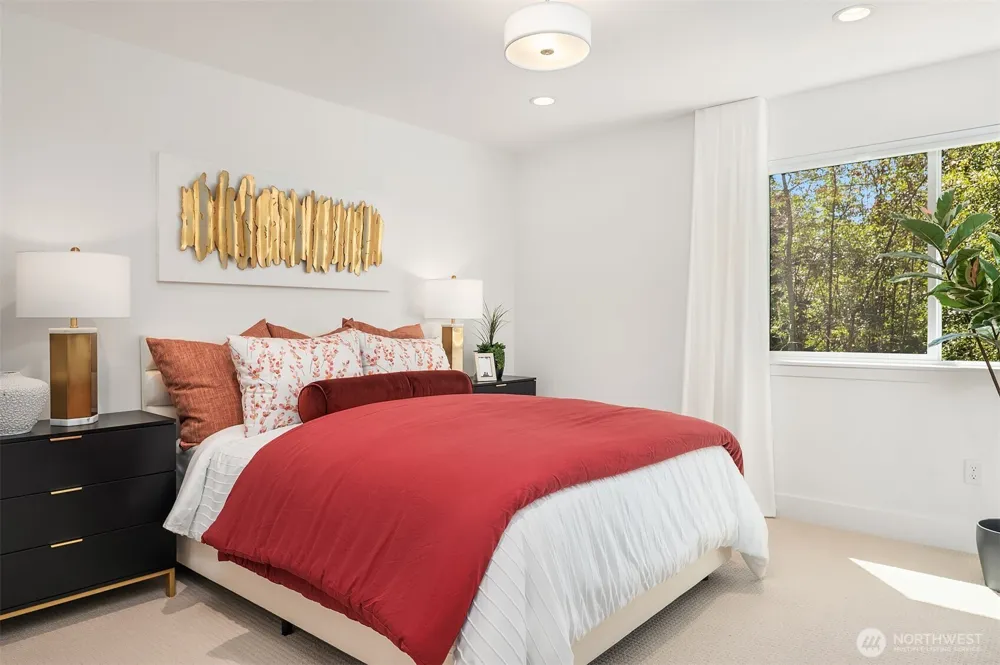 14821 HS#11 NE 2nd Court Bellevue, WA 98007