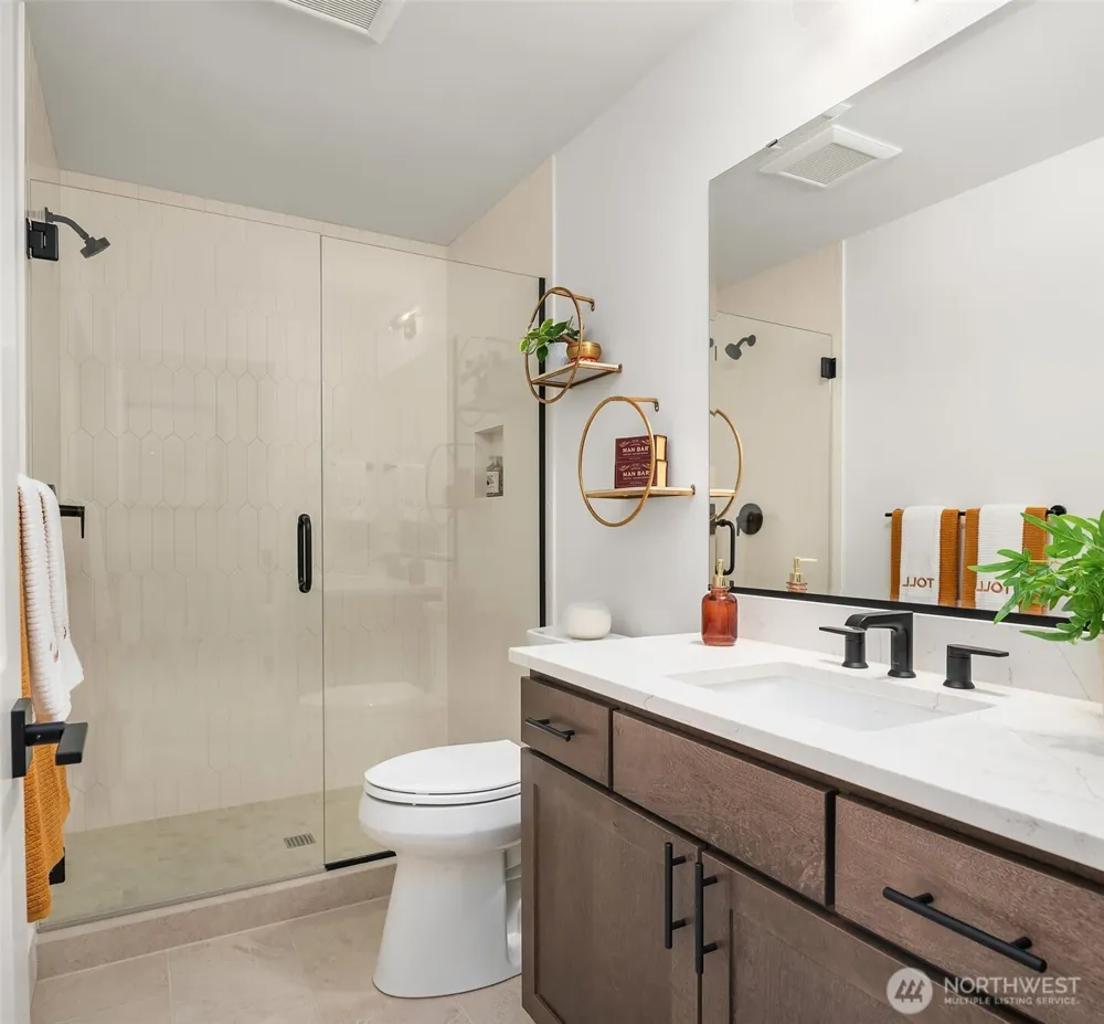 14821 HS#11 NE 2nd Court Bellevue, WA 98007