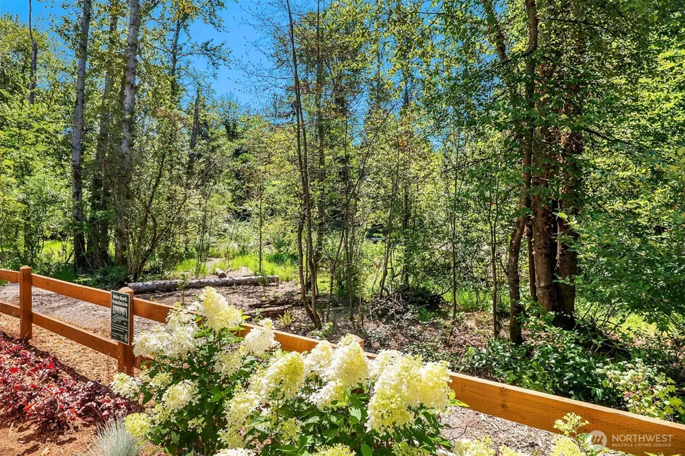 14821 HS#11 NE 2nd Court Bellevue, WA 98007