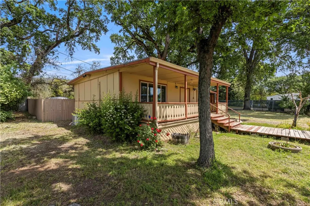 2600 Lakeshore Upper Lake, CA 95485