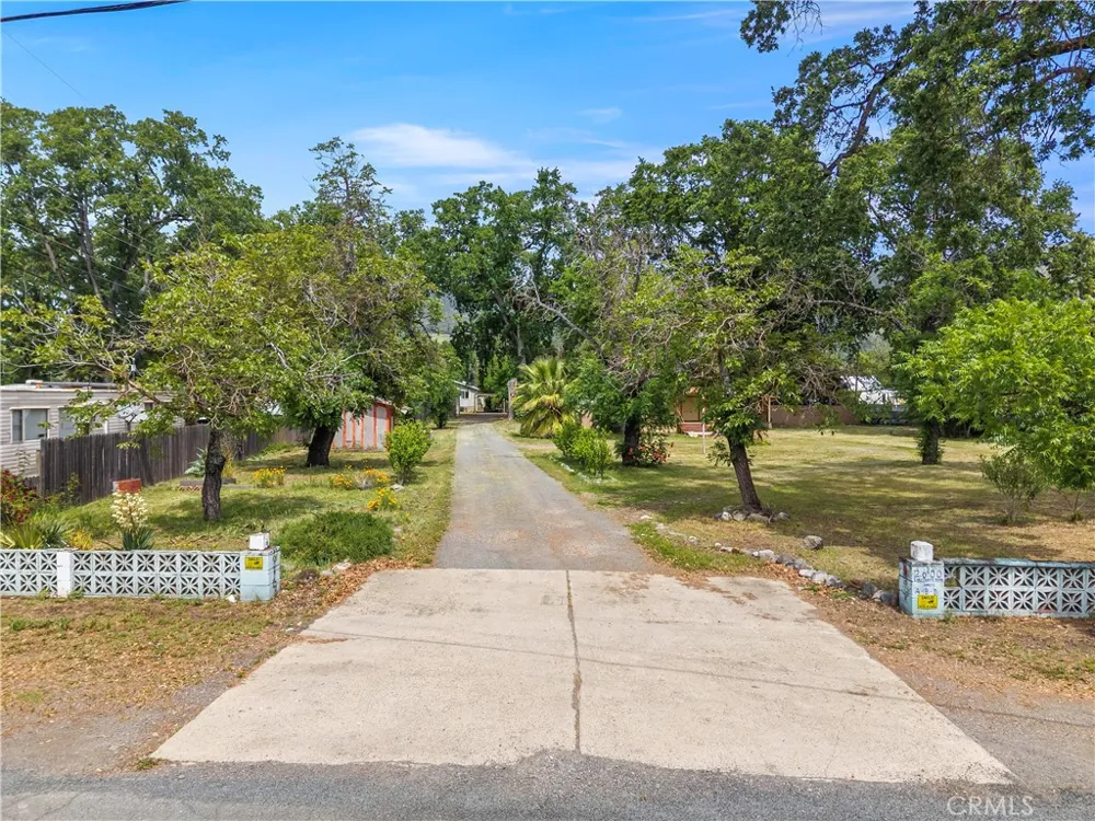 2600 Lakeshore Upper Lake, CA 95485
