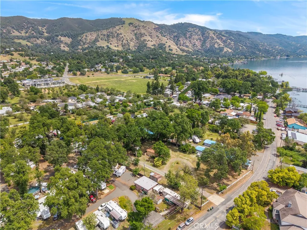 2600 Lakeshore Upper Lake, CA 95485