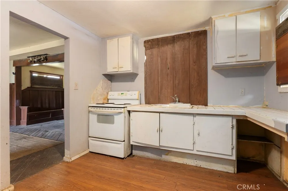2600 Lakeshore Upper Lake, CA 95485