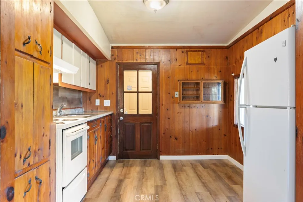 2600 Lakeshore Upper Lake, CA 95485