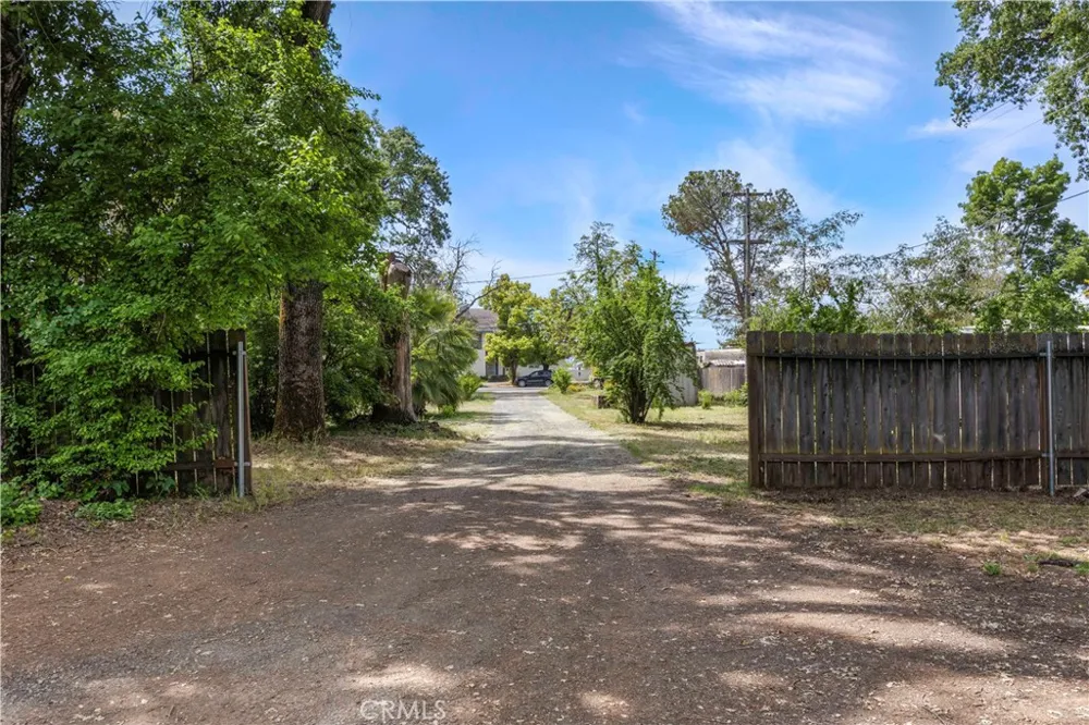 2600 Lakeshore Upper Lake, CA 95485