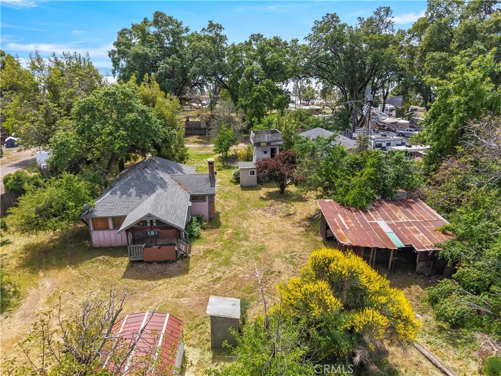 2600 Lakeshore Upper Lake, CA 95485