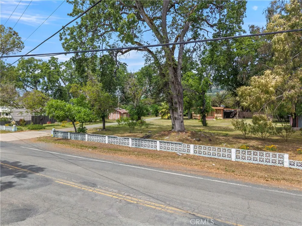 2600 Lakeshore Upper Lake, CA 95485