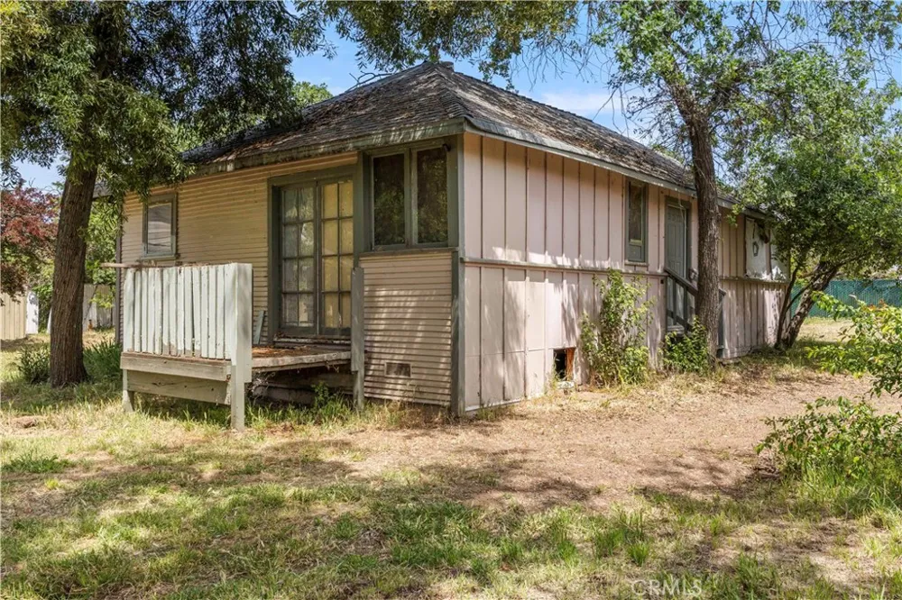 2600 Lakeshore Upper Lake, CA 95485