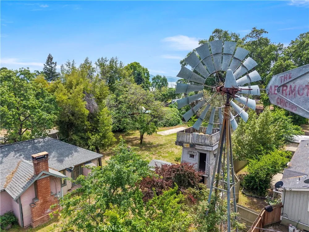2600 Lakeshore Upper Lake, CA 95485